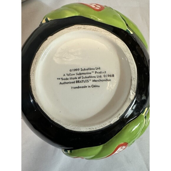 The Beatles Yellow Submarine Blue Shark Latte Coffee Mug 1999 Collectable Ltd Ed - Picture 5 of 5